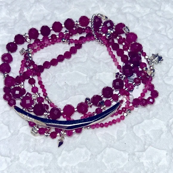 Kendra Scott Supak 5 strand stretch Beaded Bracelet
Burgundy/Maroon/Crimson - Picture 2 of 6